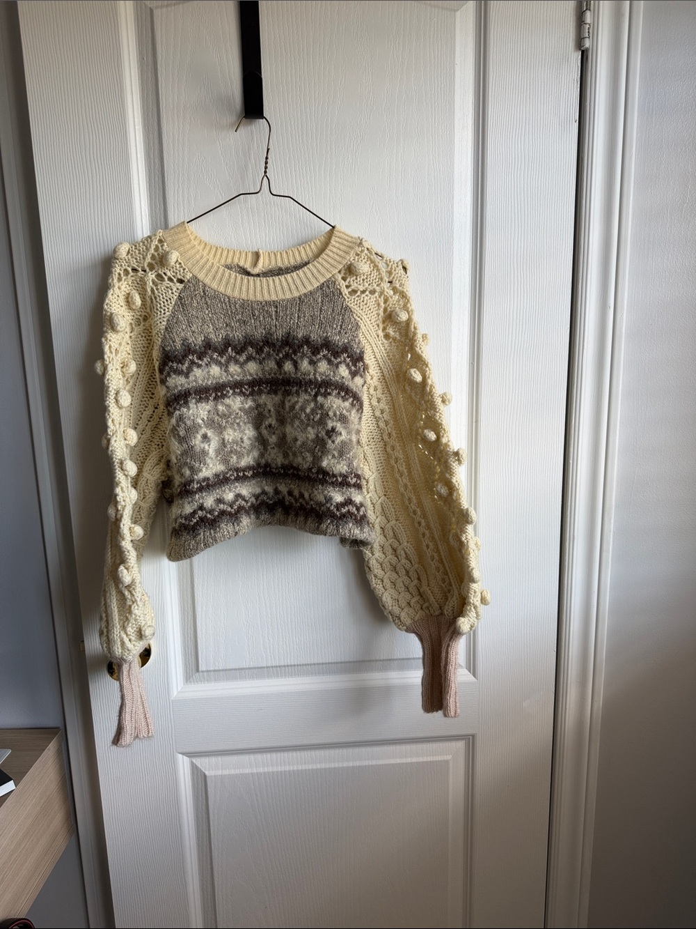 Textured Cream Fair Isle Cropped Sweater with Balloon Sleeves